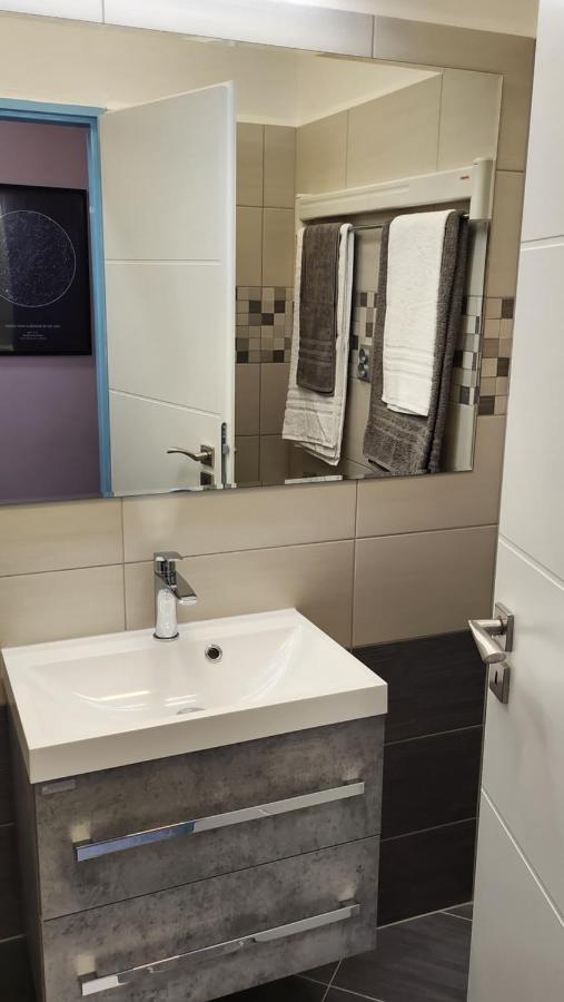 Suk 24 Apartamento Suchdol nad Luznici